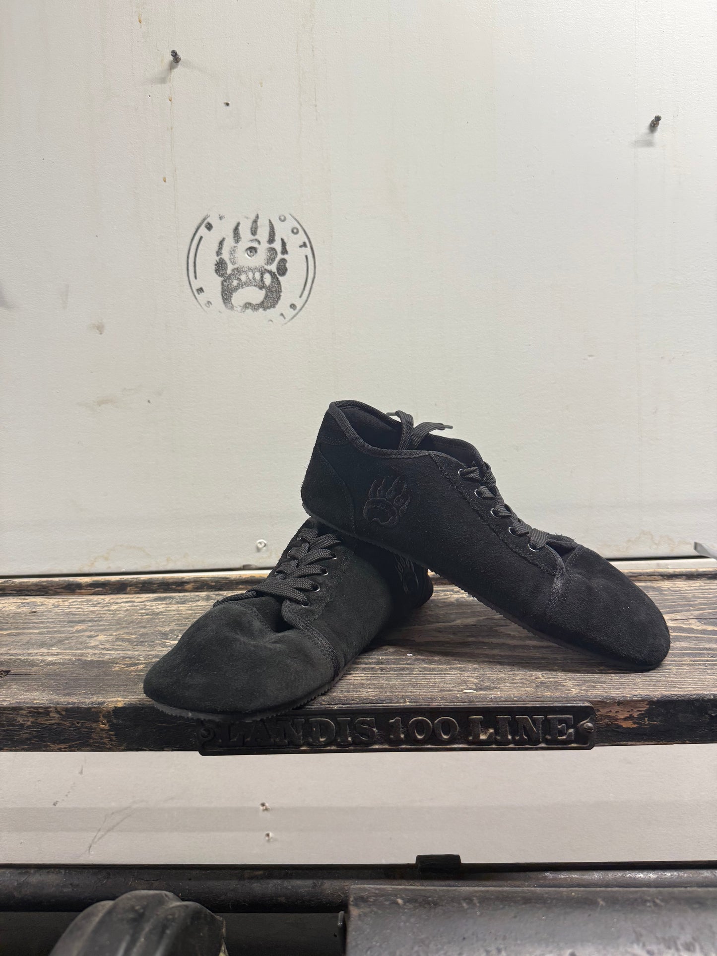 Bearly Used Footwear
