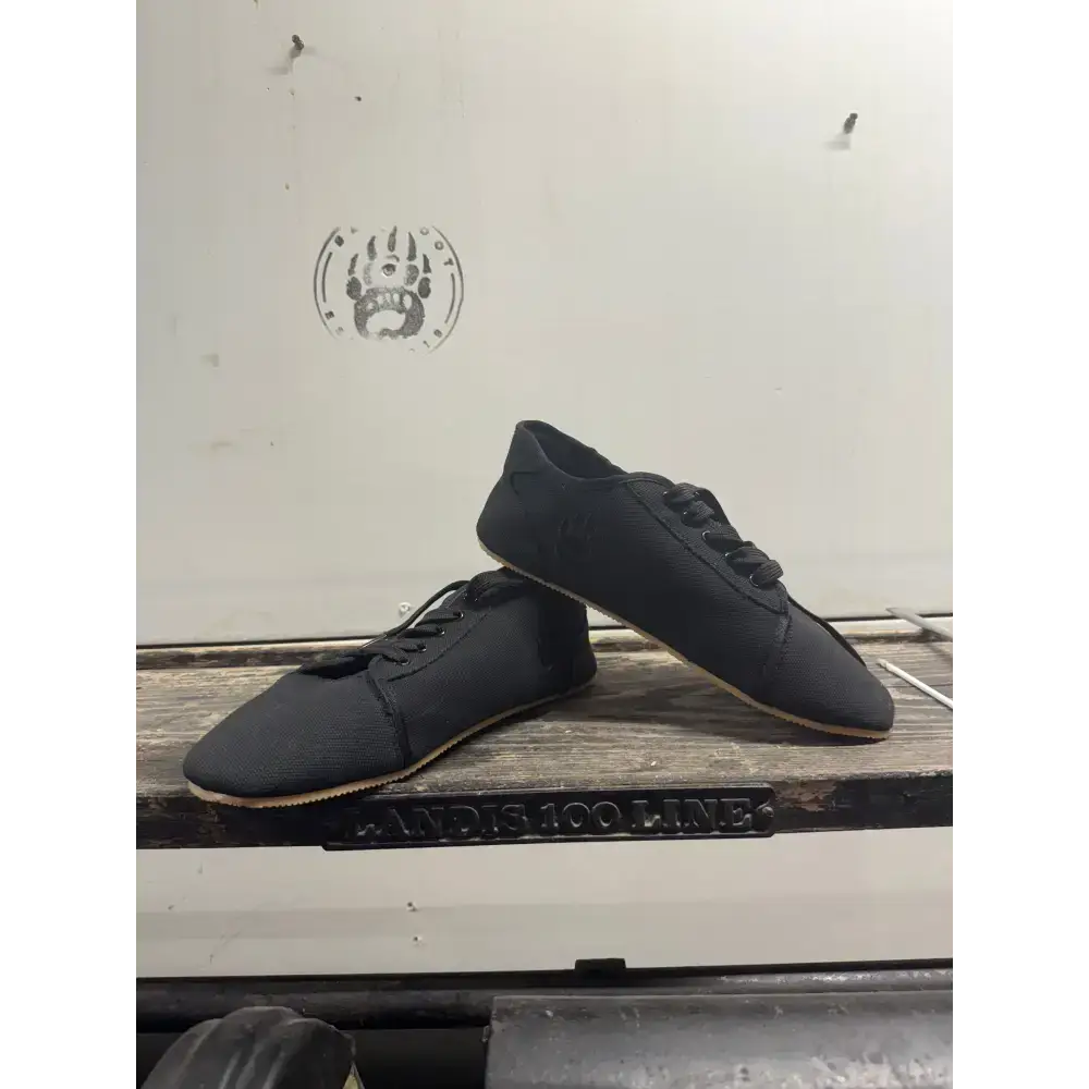 Bearly Used Footwear black canvas lace-up shoes with minor imperfections