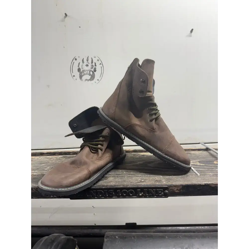 Brown suede high-top boots with green laces, minor imperfections, Barely Used Footwear