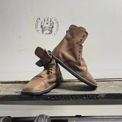 Bearly Used Footwear brown leather lace-up boots with minor imperfections