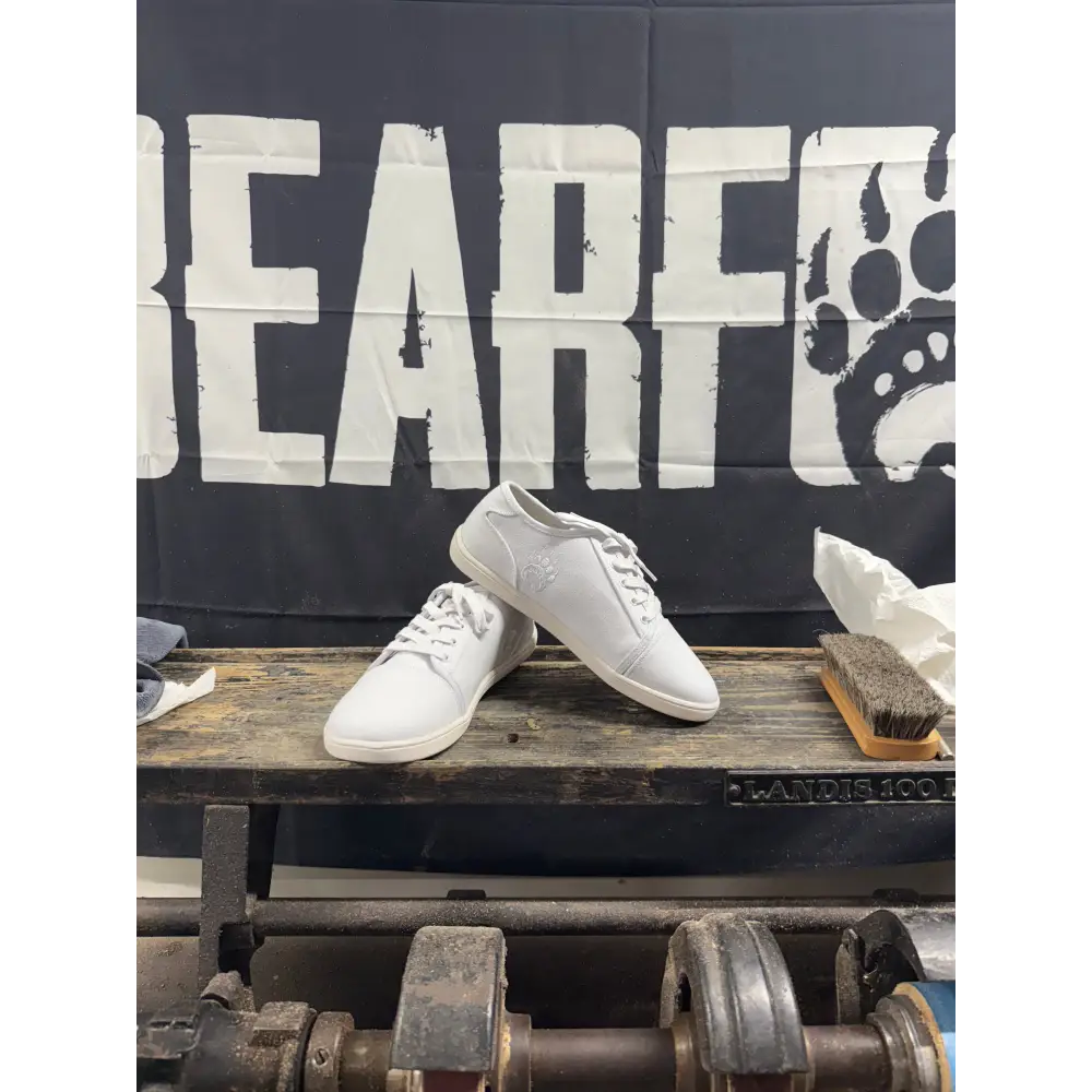 White leather lace-up sneakers from Bearly Used Footwear, minor imperfections