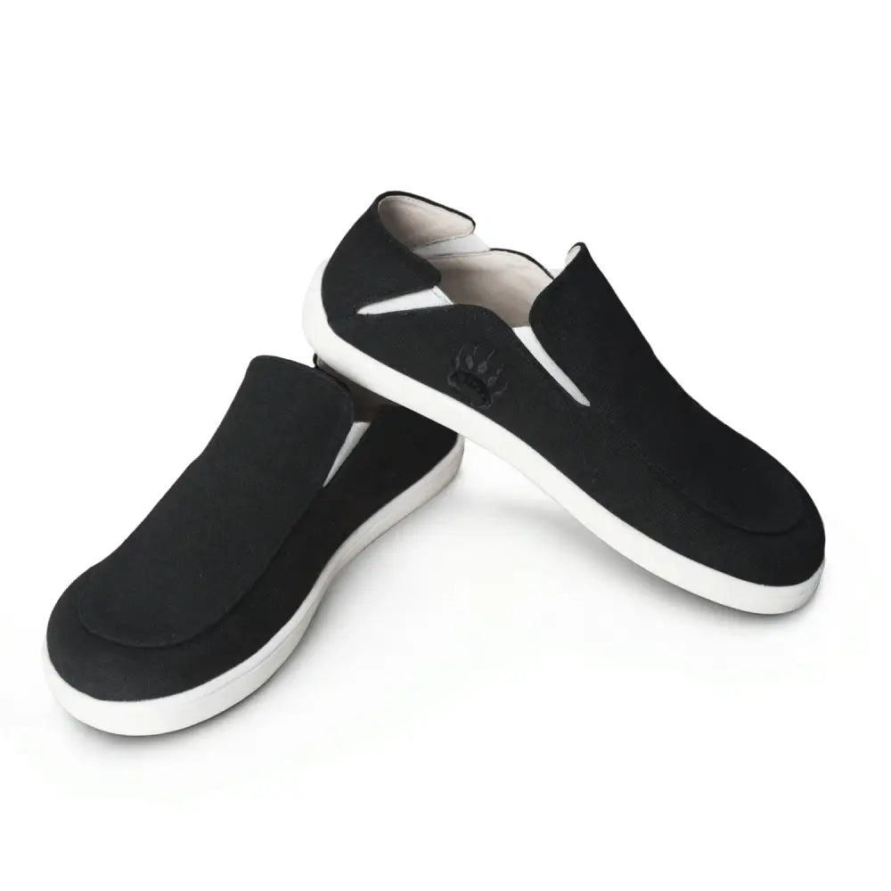 Oso CG2 black barefoot slip-on shoe with white sole and rubber toe cap