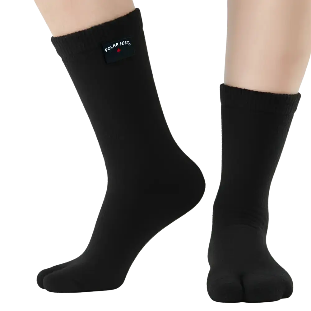 Black Polar Feet fleece tabi socks with toe-separated design